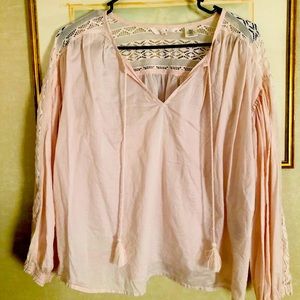 Levi’s peasant top